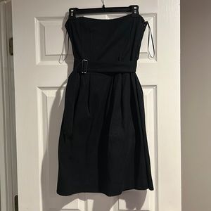 Size 8 theory black strapless dress with buckle